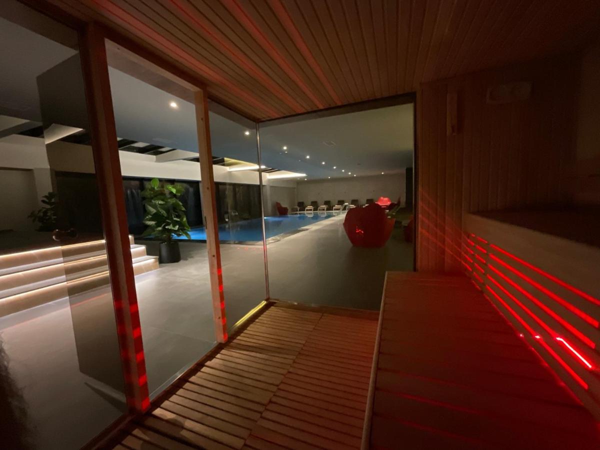 Palace Hotel & Spa Titova Mitrovica 외부 사진