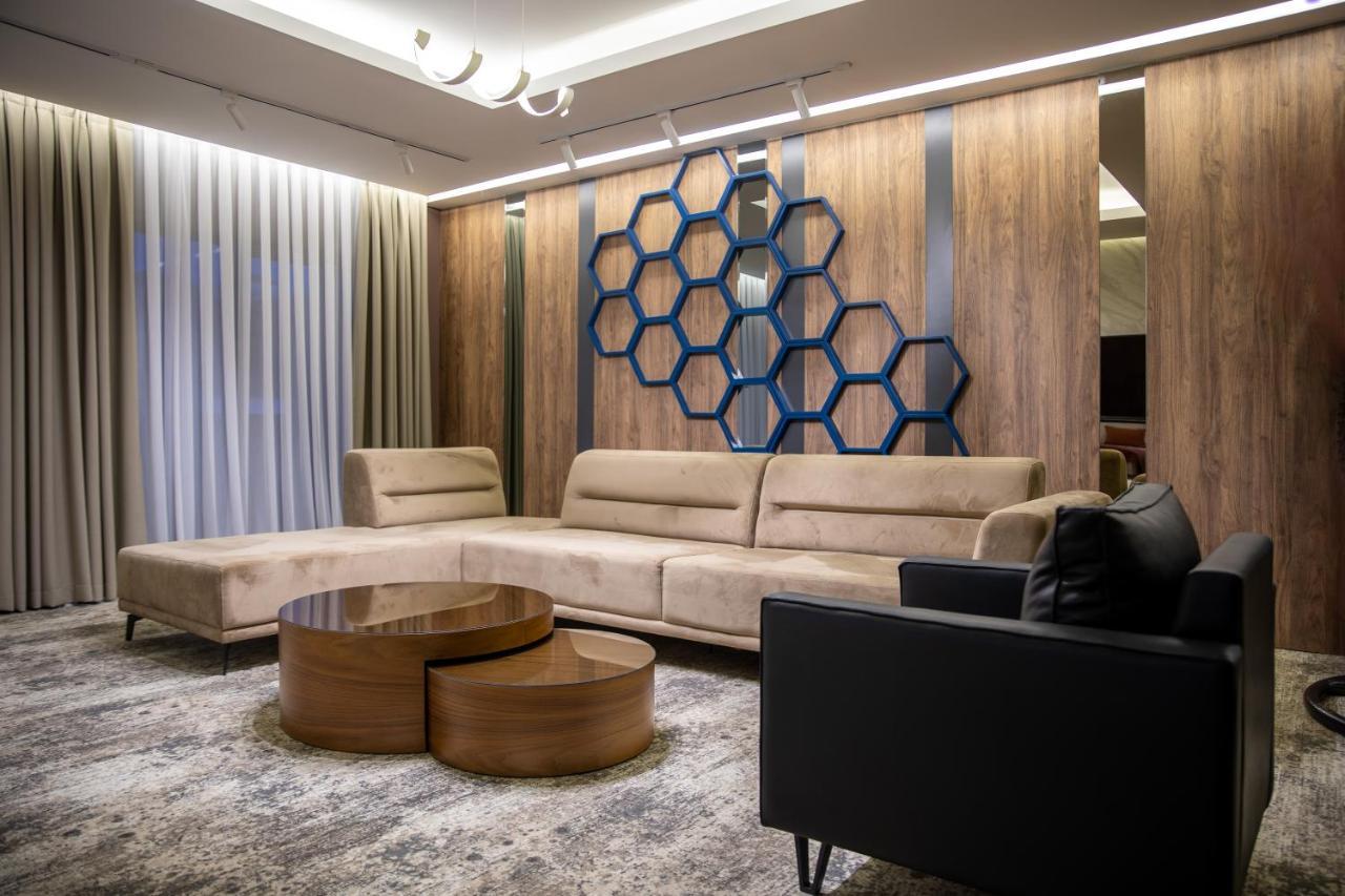 Palace Hotel & Spa Titova Mitrovica 외부 사진