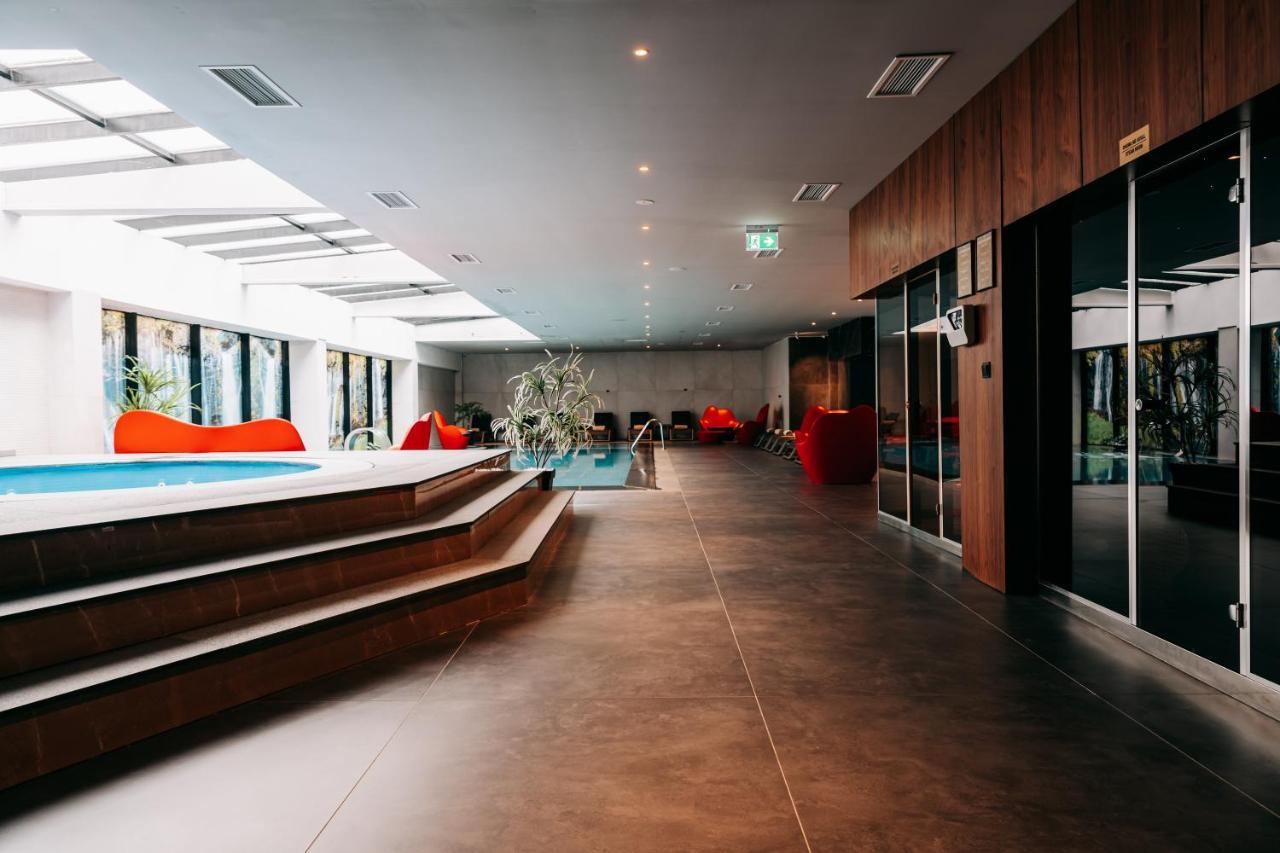 Palace Hotel & Spa Titova Mitrovica 외부 사진