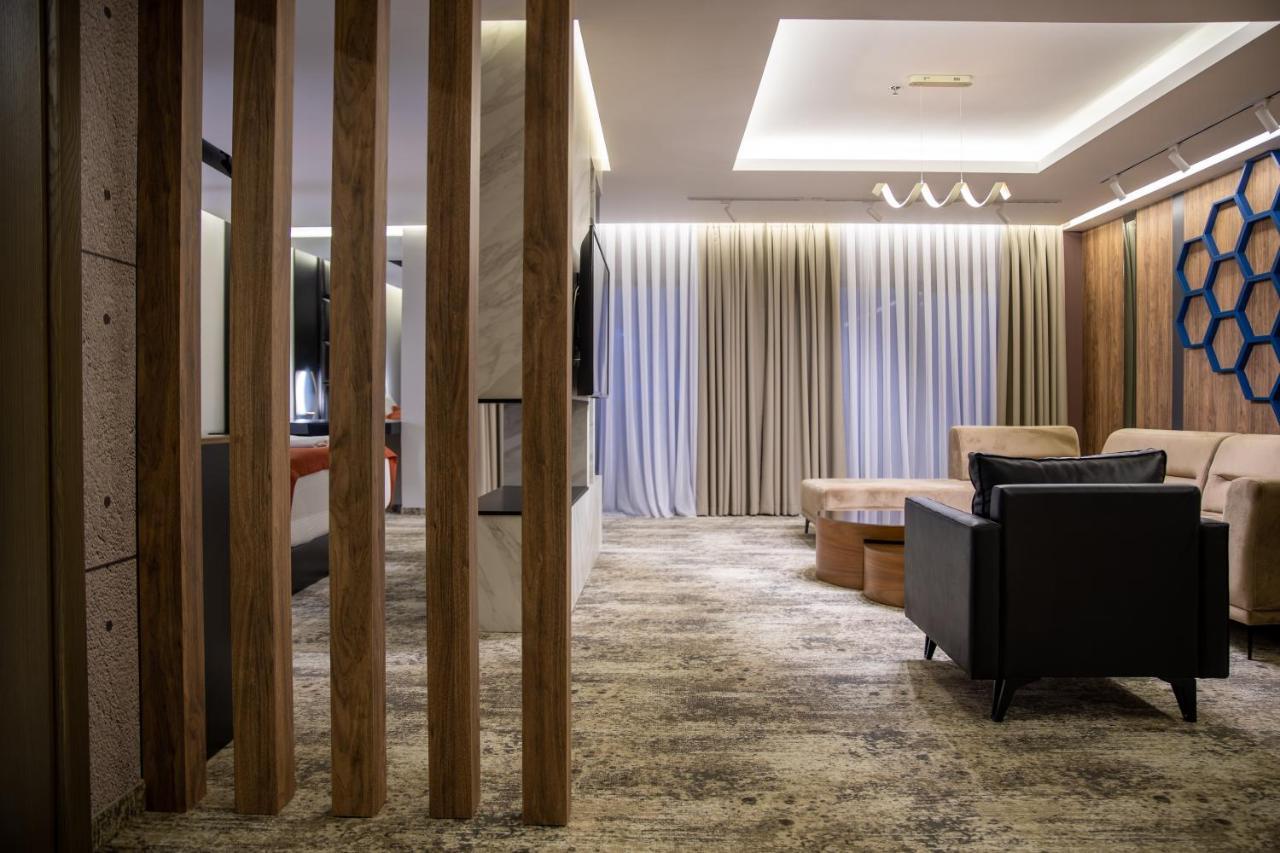 Palace Hotel & Spa Titova Mitrovica 외부 사진